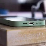 Pametni telefoni bi mogli da poskupe za skoro sedam odsto u 2026. zbog nestašice čipova