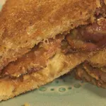 VIDEO Elvisov sendvič: Neobična kombinacija s kojom ne treba preterivati