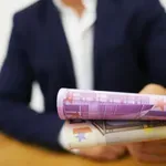 Samo tri zemlje EU na vreme usvojile pravila o transparentnosti plata