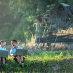 10 изречения = история: Петърчо и Настрадинчо (микроразказ)