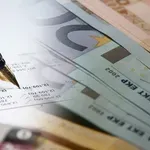 Mισθοί: Ερχονται αυξήσεις λόγω μείωσης των ασφαλιστικών εισφορών