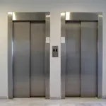 Απογραφή ανελκυστήρων: Βρέθηκε λύση μέσω τροπολογίας – Η νέα διαδικασία