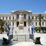 Ανεξαρτητοποιήσεων… συνέχεια στον Δήμο Σύρου – Ποιος δημοτικός σύμβουλος αποχώρησε