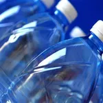 Τι αλλάζει στις εξάδες νερού και αναψυκτικών – Οι νέοι κανόνες της ΕΕ