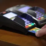Ηλεκτρονικές αποδείξεις: Πρόσθετος φόρος 22% – Ποιους πολίτες αφορά