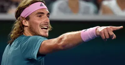 Μέγας Τσιτσιπάς στους ημιτελικούς του Australian Open