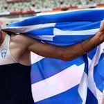 Ο Τεντόγλου «πέταξε» στα 8,66 μ. και ισοφάρισε το πανελλήνιο ρεκόρ