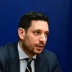 Κυρανάκης: Τέλος τα ηλεκτρικά πατίνια στον δρόμο για ανηλίκους