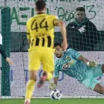 Super League: «Τρελό» ντέρμπι στη Λεωφόρο με νικήτρια την ΑΕΚ -Αποτελέσματα & βαθμολογία