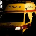 Οδηγός ΙΧ παρέσυρε από πίσω μοτοσικλετιστή και τον εγκατέλειψε