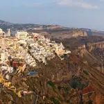Σαντορίνη: Ακυρώθηκαν οι αφίξεις κρουαζιερόπλοιων λόγω αποχής των τουριστικών λεωφορείων