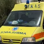 Θηβών: Φορτηγό έπεσε σε σταθμευμένα οχήματα – Τρεις τραυματίες