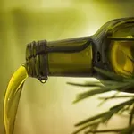 Γερμανικό μπλόκο σε ελληνικό ελαιόλαδο με εκχύλισμα κάνναβης