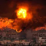 Μέση Ανατολή: Νέο κύμα επιθέσεων από το Ιράν και διεθνής συναγερμός