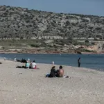 Βάρκιζα: Εντοπίστηκε όπλο στην ελεύθερη παραλία