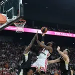 Ευρωλίγκα: Έπιασαν κορυφή οι «Ερυθρόλευκοι» – Απόδραση από το Αστρομπάλ (αποτελέσματα & βαθμολογία)