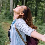 Δασοθεραπεία: Πώς η φύση γιατρεύει τον πόνο