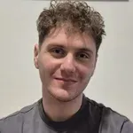 Λευκάδα: Μαθητής πήγαινε με καΐκι στο σχολείο επί 6 χρόνια – Έλαβε πανεπιστημιακή υποτροφία