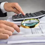 ΑΑΔΕ: Λουκέτο έως 3 χρόνια για βιαιοπραγία κατά εφοριακών