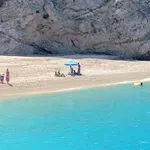 Λευκάδα: «Πώς ο Μύλος χαρακτηρίστηκε ξαφνικά πολυσύχναστη παραλία;»