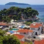Πόθεν Έσχες: Ο Δήμαρχος με το ψητοπωλείο