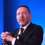 Εξώδικο-“βόμβα” πολιτών και φορέων κατά Στουρνάρα