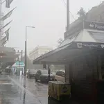 Το «μπουρίνι» στο κέντρο της Αθήνας σε βίντεο και εικόνες