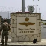Κύπρος: Νέες αποκαλύψεις για τον Βρετανοαζέρο που παρακολουθούσε τις βρετανικές βάσεις