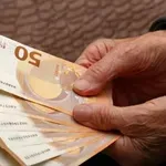 Κατάργηση Προσωπικής Διαφοράς: Πάνω από 600 ευρώ ετήσιες αυξήσεις το 2027 (πίνακες)