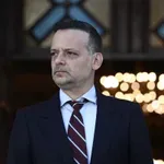 ΠΑΣΟΚ: Άναψε “φωτιές” το άρθρο του Χάρη Δούκα