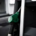 Στα ύψη και πάλι τα καύσιμα: Τι συμβαίνει με την αμόλυβδη
