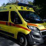 Αρνήθηκαν να δηλώσουν το όνομα Μαζωνάκης: Το ΕΚΑΒ ”καίει” τους δύο γιατρούς