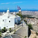 Δήμος Αθηναίων: Ανοιχτός ο Λόφος του Λυκαβηττού από σήμερα τα μεσάνυχτα