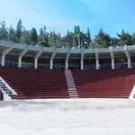 Ο δήμαρχος που έκανε πλάτες στον… παπατζή βουλευτή (φωτο)