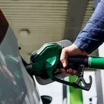 Στα ύψη οι τιμές των καυσίμων – Προς παράταση η επιδότηση στην αντλία