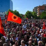 «Βράζει» το Κόσοβο για τον Θάτσι: Χιλιάδες στους δρόμους μετά την καταδίκη του σε 25 χρόνια