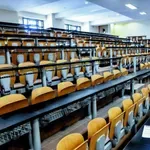 ΑΕΙ: Στο «τραπέζι» μείωση εισακτέων, συρρίκνωση τμημάτων – Αλλαγές στις προπτυχιακές εξετάσεις