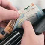Μητσοτάκης: Επίδομα 400 ευρώ σε όλους τους συνταξιούχους