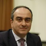 Θ. Σκορδάς: Ο «κουμπαράς» της ΔΕΘ – σωστή ιδέα, λάθος στόχευση;