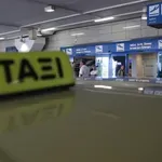 Ταξί: Νέες αυξήσεις σε «φιξ» διαδρομές και αναμονές- Πώς διαμορφώνονται οι τιμές