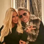 Halloween: Ο Ψινάκης μεταμφιέστηκε σε Καρβέλα δίπλα στην Βίσση