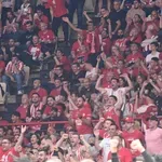Ολυμπιακός: “Καμπάνα” 50.000 ευρώ από τη ΔΕΑΒ για τα πανό