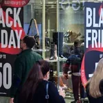 Black Friday 2026: Πότε ξεκινούν οι μεγάλες εκπτώσεις