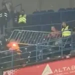 Ξύλο μεταξύ οπαδών του Ερυθρού Αστέρα και της αστυνομίας