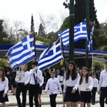 28η Οκτωβρίου: Τι ώρα ξεκινά η μαθητική παρέλαση στην Αθήνα – Όλο το πρόγραμμα