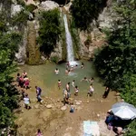 Ο «μαγικός» καταρράκτης στα 30 λεπτά από την Αθήνα