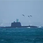 Τουλάχιστον 101 άνθρωποι αγνοούνται έπειτα από επίθεση υποβρυχίου σε ιρανικό πλοίο στα ανοικτά της Σρι Λάνκα