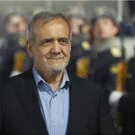 Ιράν: Ο Πεζεσκιάν κατηγορεί το Ισραήλ και τις ΗΠΑ ότι θέλουν να «διαλύσουν» τη χώρα του