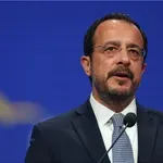 Επικοινωνία Στάρμερ - Χριστοδουλίδη. Ο Βρετανός πρωθυπουργός ανακοινώνει ότι η Βρετανία στέλνει στην Κύπρο στρατιωτικά μέσα