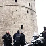 Εξιχνίαση κλοπών από σπίτια - Άρπαξαν χρήματα, χρυσαφικά και πίνακα ζωγραφικής